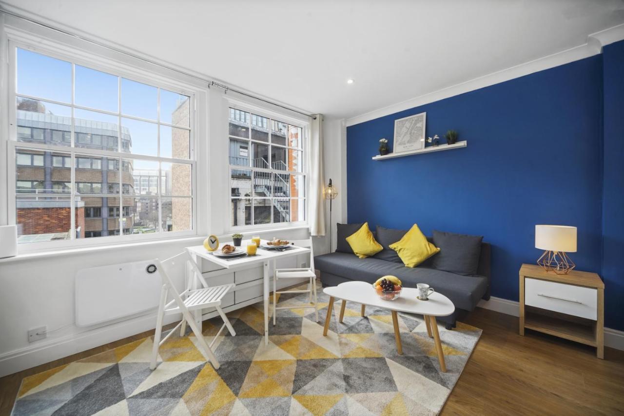Studio Apartment By Homely Stays London Bagian luar foto